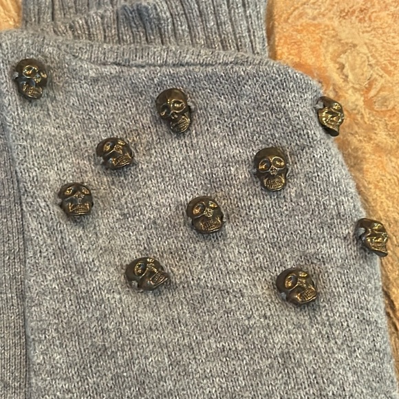 TORRID • SKELETON CARDIGAN • GRAY • SIZE 4 Spooky Halloween - Picture 9 of 9